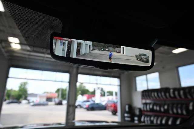 New 2026 Toyota Tundra Limited AWD/4WD image 18