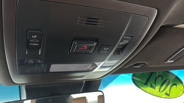 Used 2021 Lexus ES 300h w/ Premium Package image 29