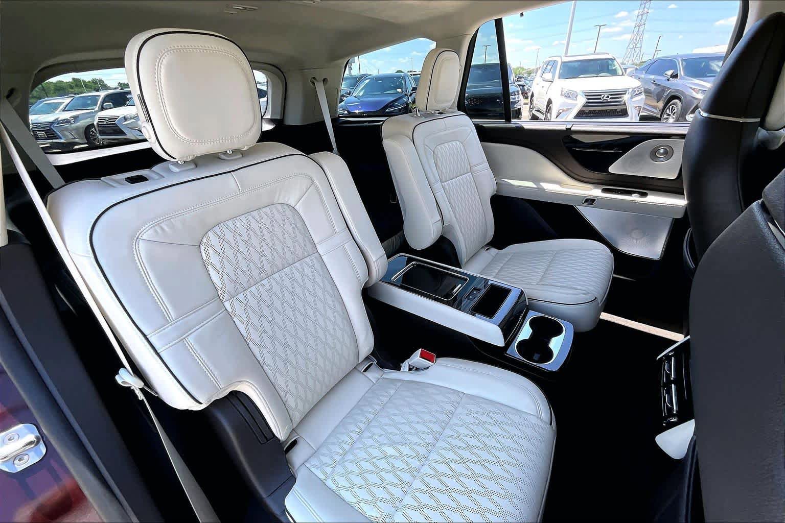 Used 2020 Lincoln Aviator Black Label w/ Dynamic Handling Package AWD/4WD image 17