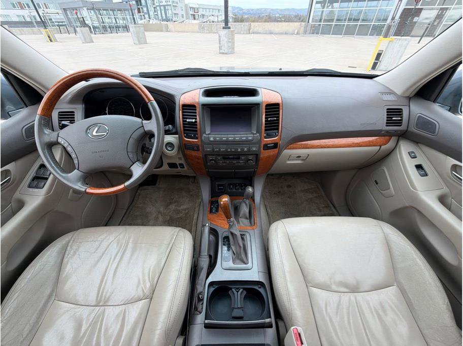 Used 2004 Lexus GX 470 image 16