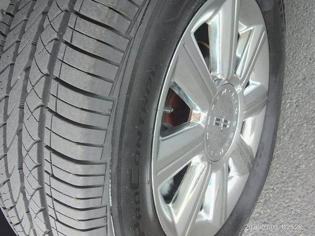Used 2007 Lincoln MKX 2WD image 8