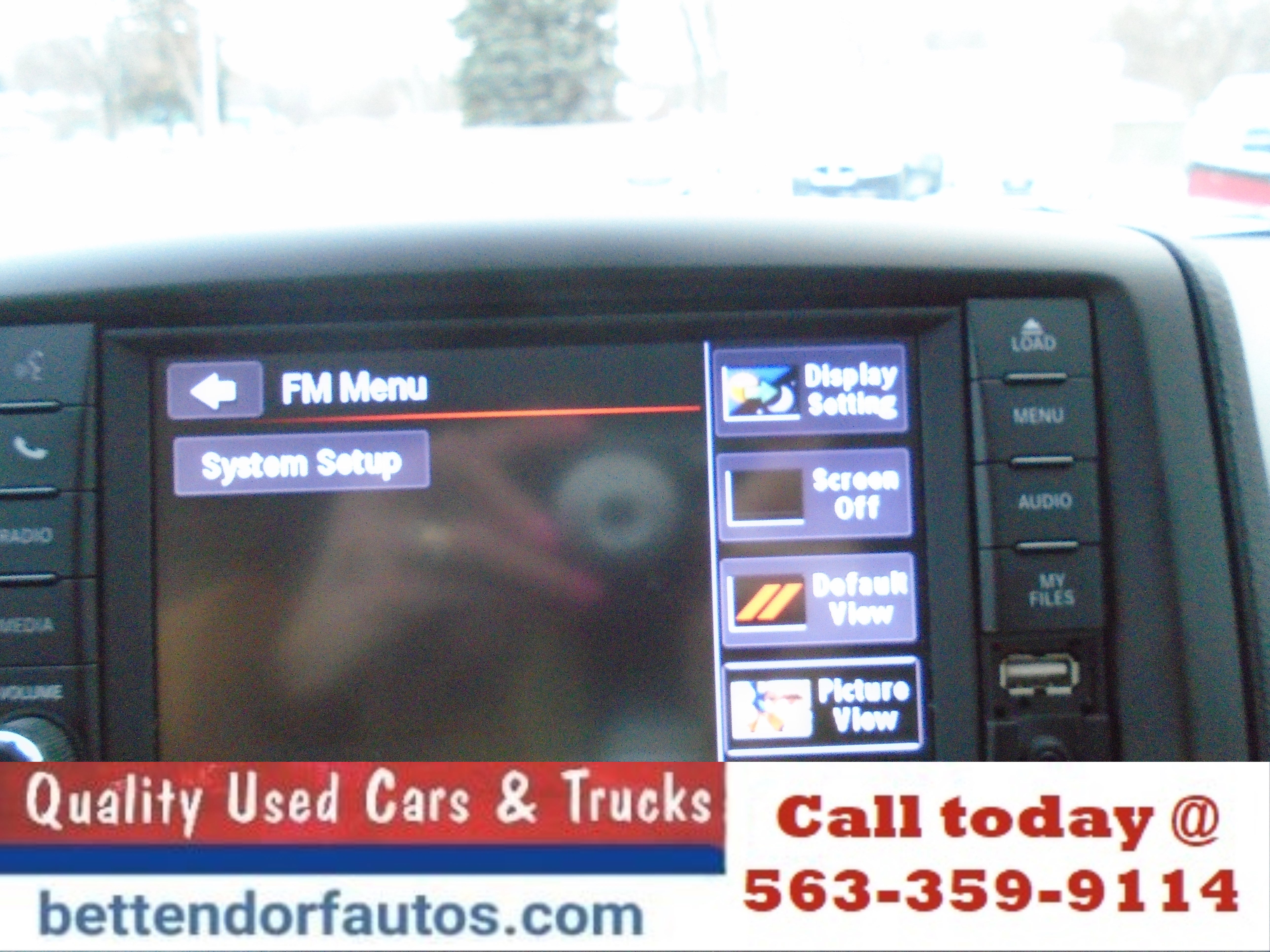 Used 2018 Dodge Grand Caravan SE w/ UConnect Hands-Free Group image 12