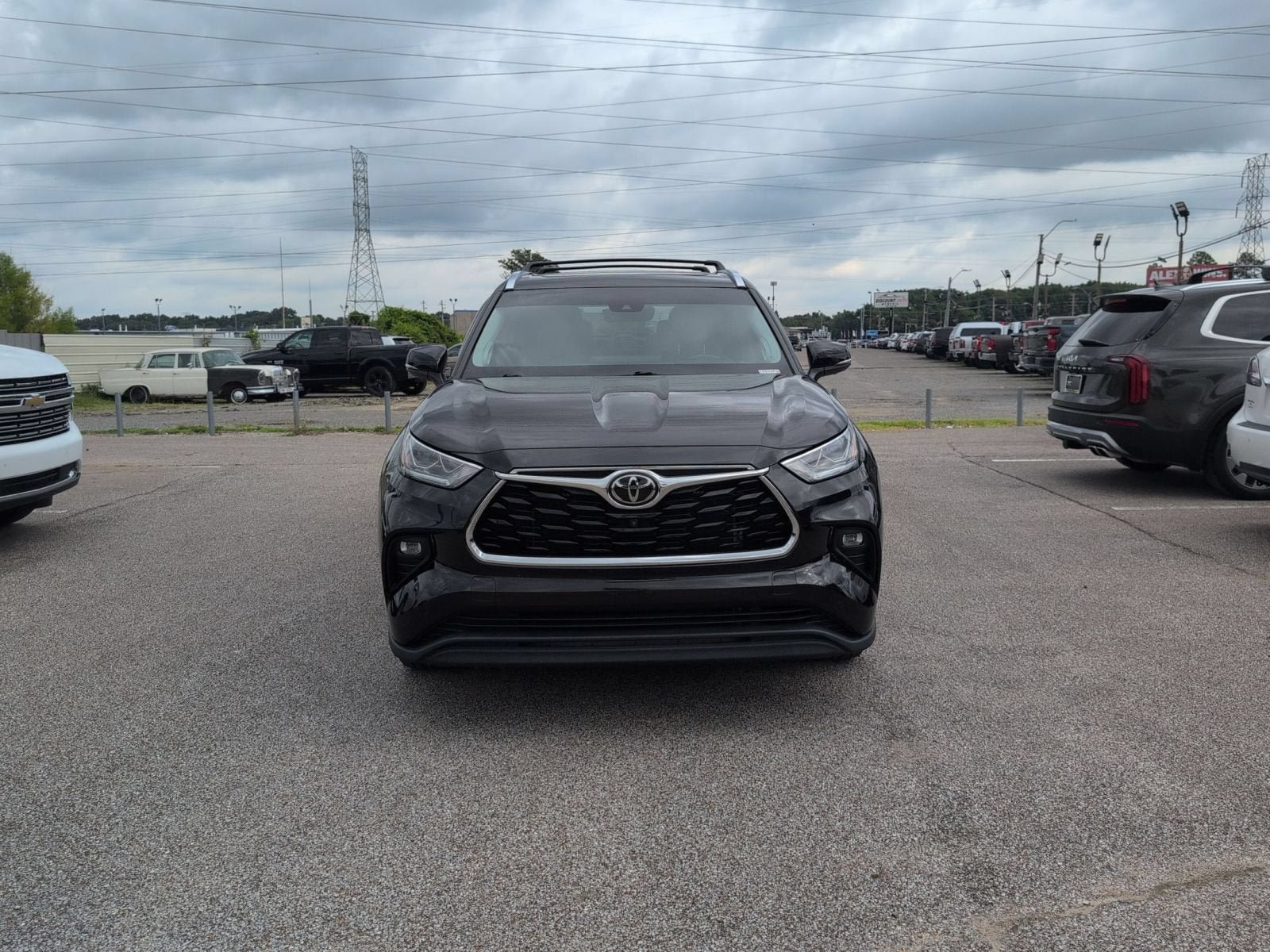 Used 2022 Toyota Highlander Limited AWD/4WD image 9