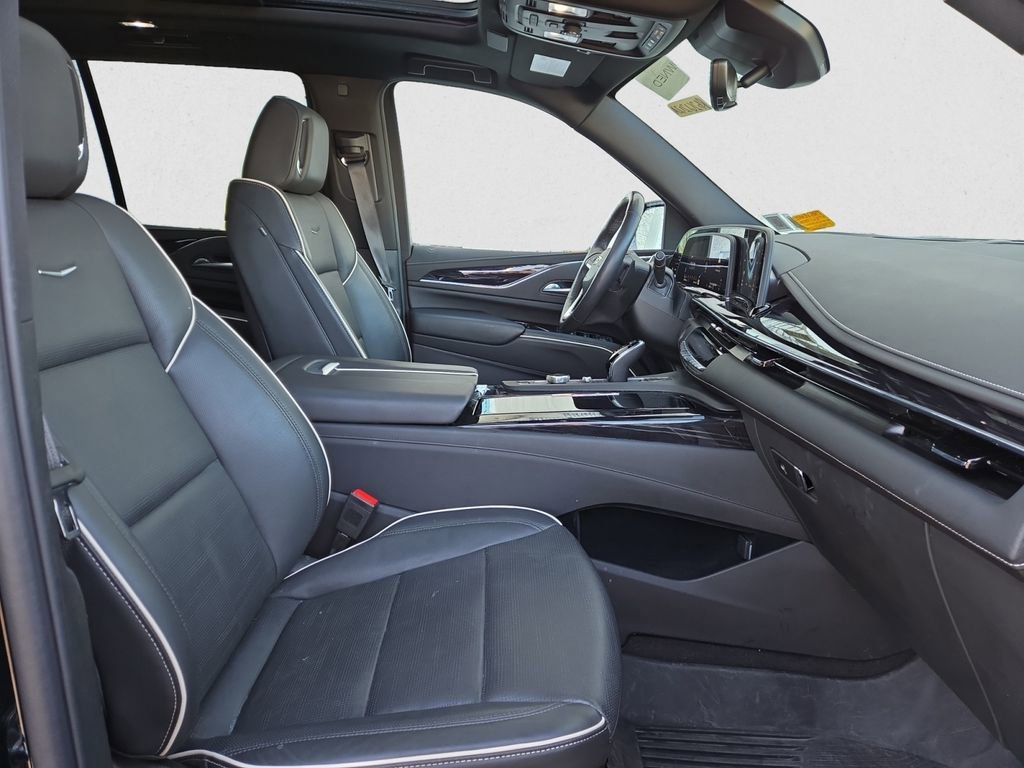 Certified 2024 Cadillac Escalade Sport w/ LPO, ONYX Package image 27
