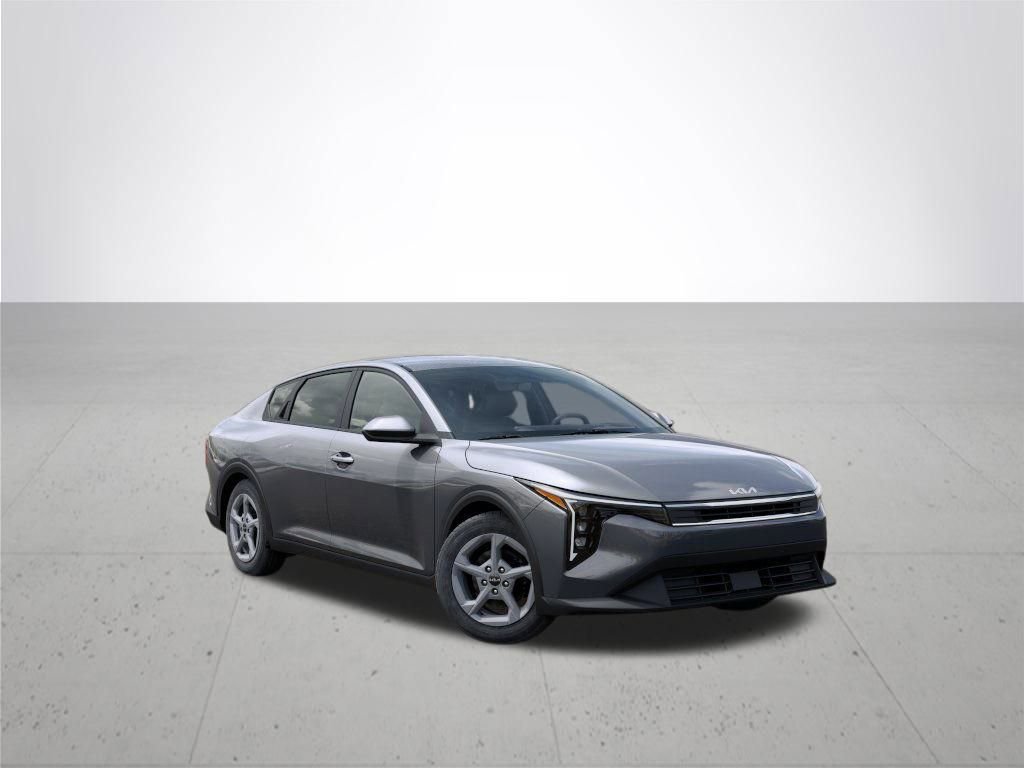 New 2025 Kia K4 LXS image 9