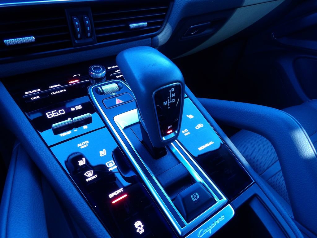 Used 2019 Porsche Cayenne image 23