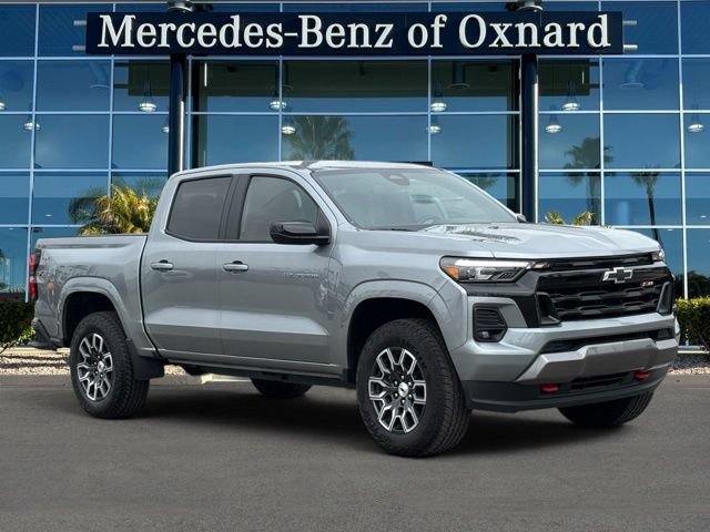 Used 2024 Chevrolet Colorado Z71 w/ Z71 Convenience Package 2