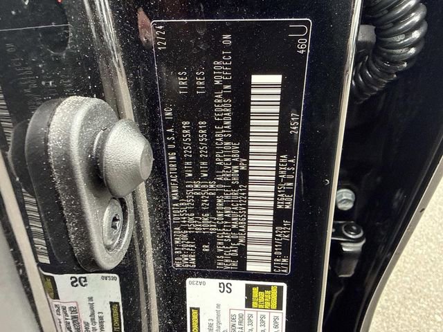 Used 2025 Toyota Corolla Cross XLE image 29