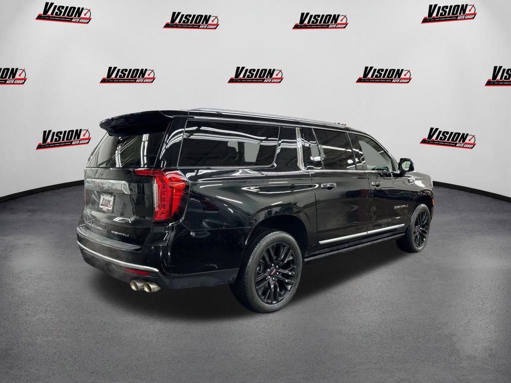 Used 2024 GMC Yukon XL Denali image 5