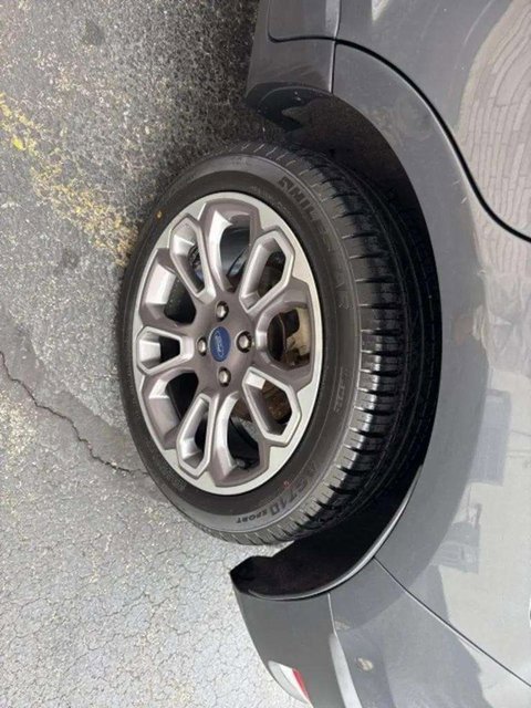 Used 2021 Ford EcoSport Titanium image 12