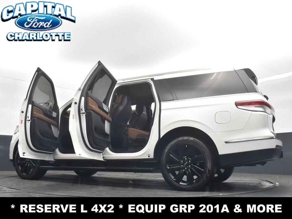 Used 2023 Lincoln Navigator L Reserve image 38