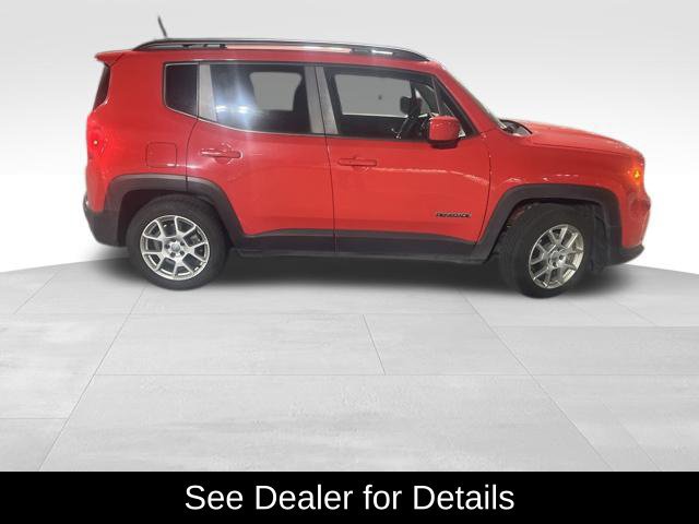 Used 2019 Jeep Renegade Latitude FWD image 2