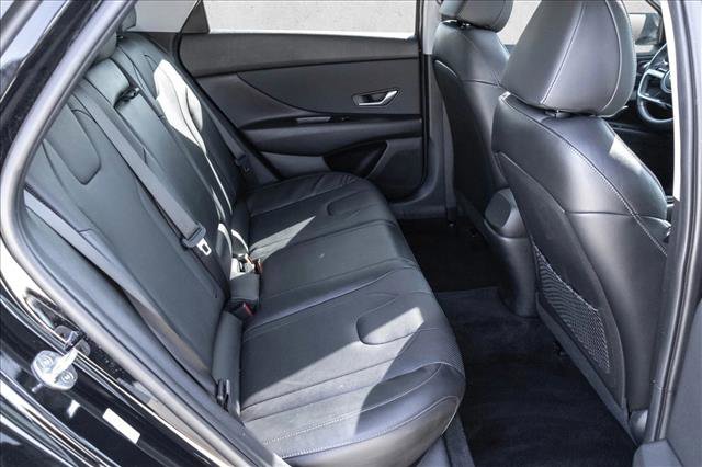 Used 2022 Hyundai Elantra Limited w/ Cargo Package image 24