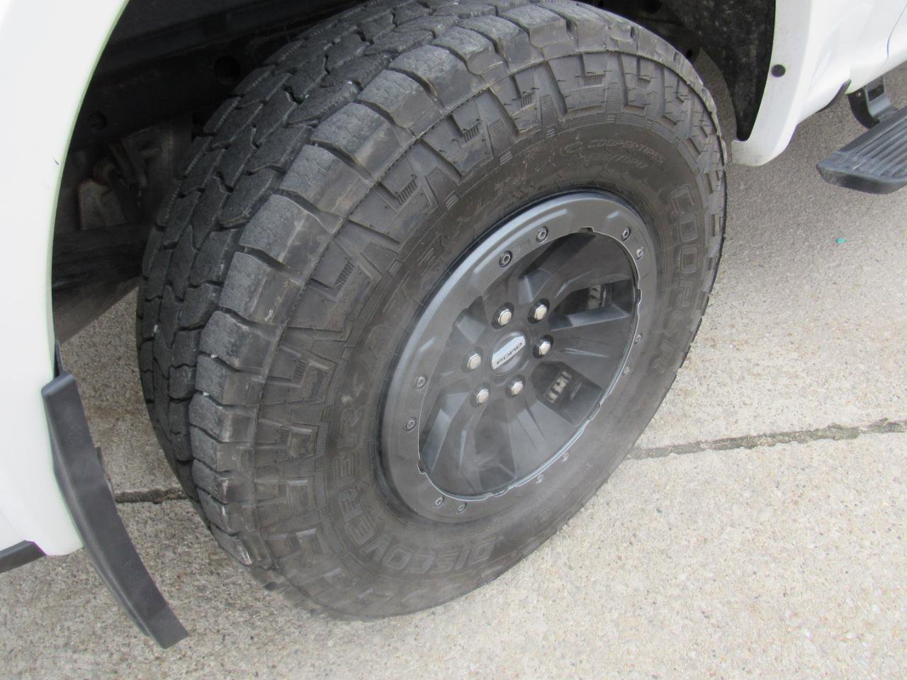 Used 2019 Ford F150 Platinum w/ Equipment Group 701A Luxury image 44