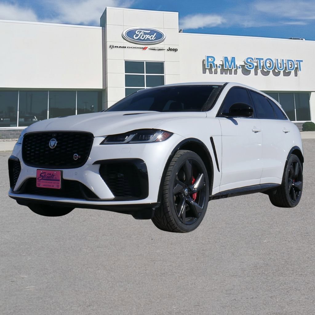 Used 2024 Jaguar F-PACE SVR image 15