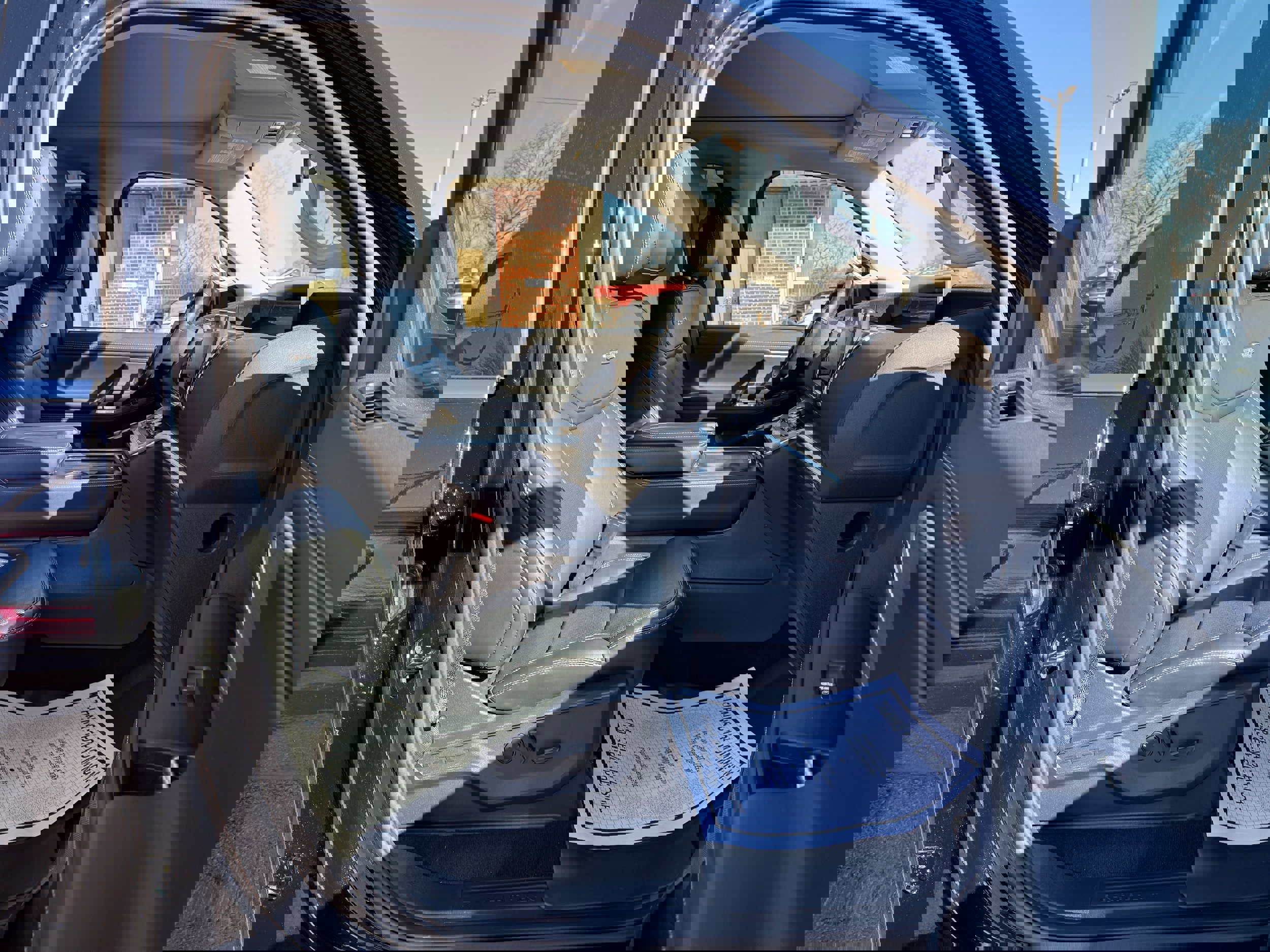 Used 2025 Ford Expedition Max Platinum image 18