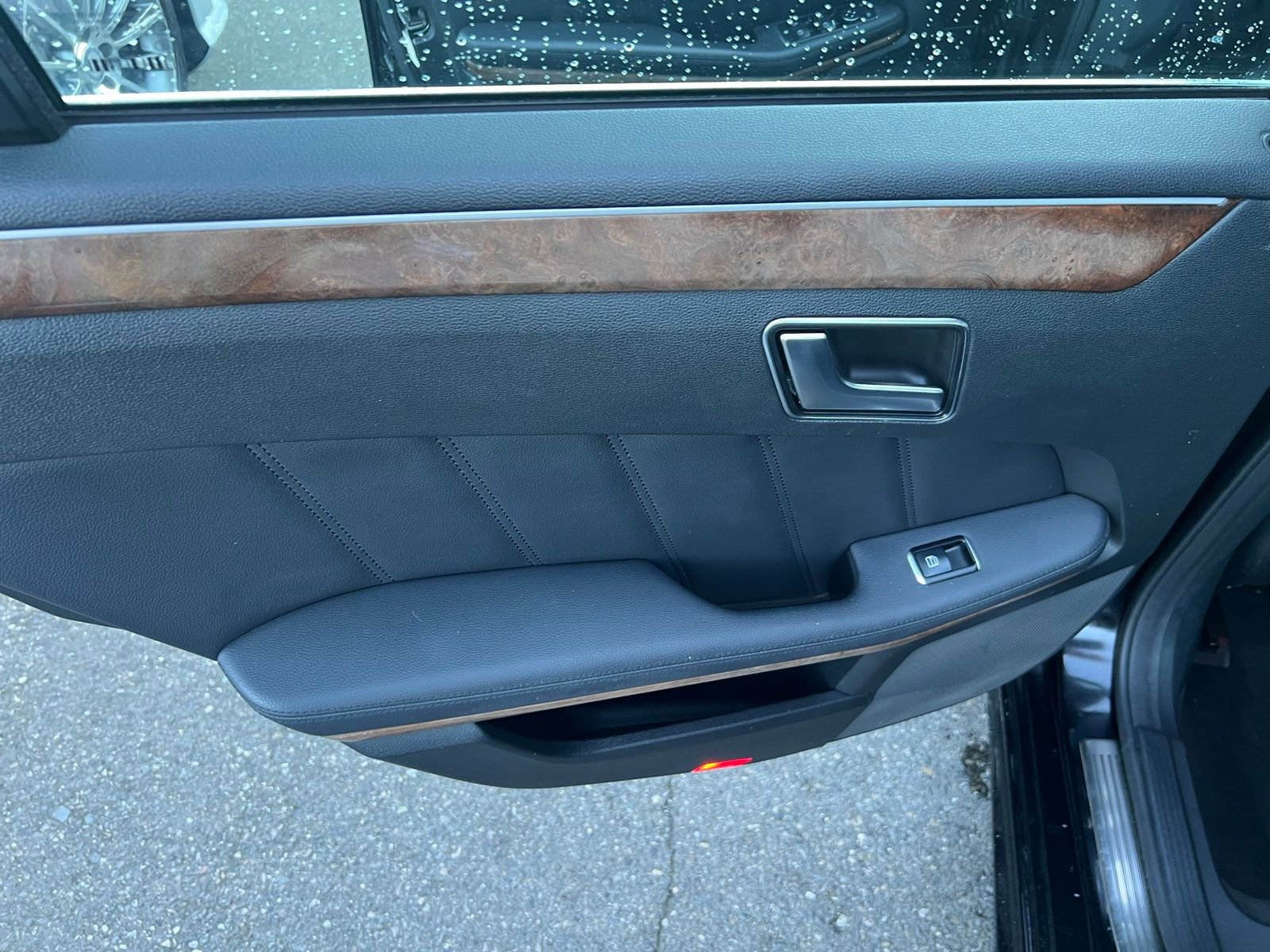 Used 2013 Mercedes-Benz E 350 Sedan image 16