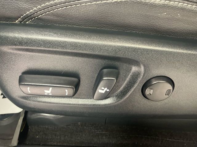 Used 2023 Toyota 4Runner Limited AWD/4WD image 12