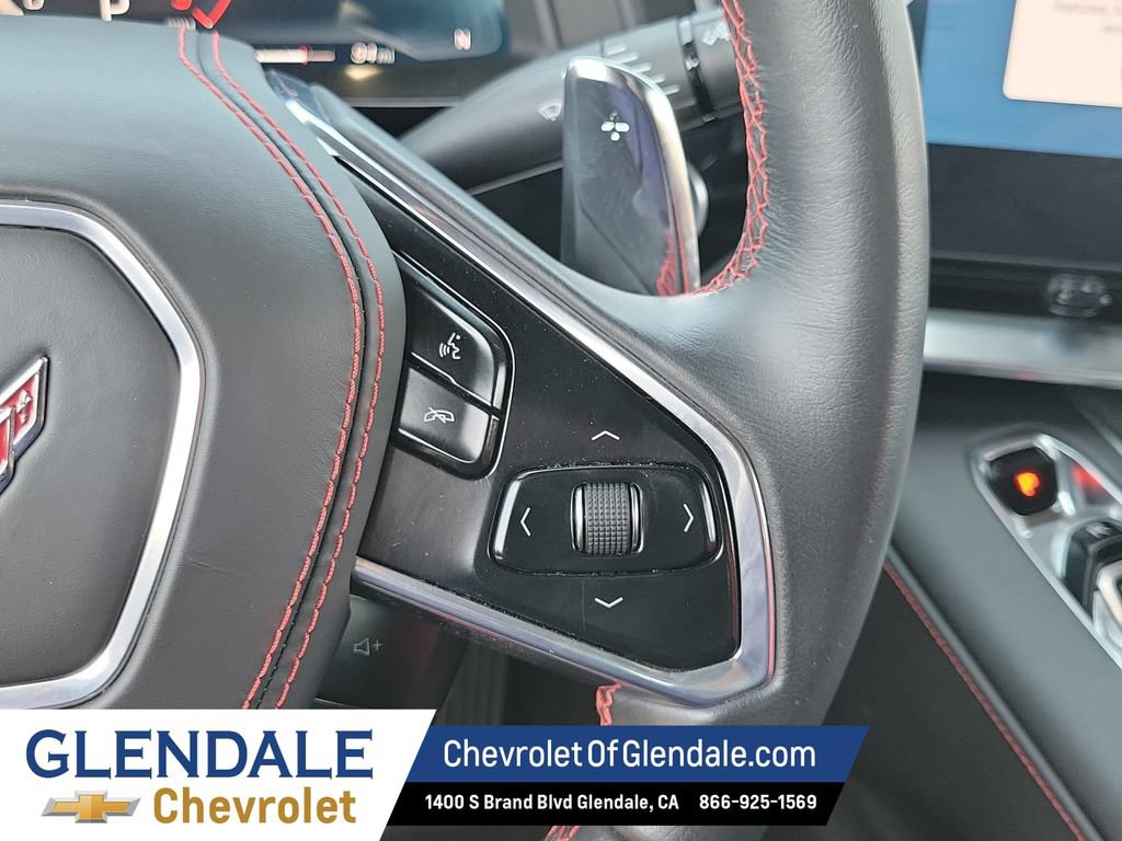 Used 2025 Chevrolet Corvette Z06 RWD image 29