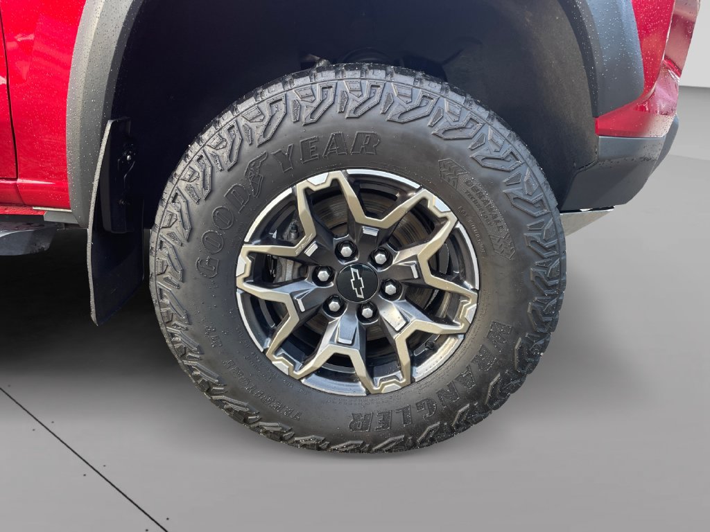 Certified 2023 Chevrolet Colorado ZR2 w/ ZR2 Convenience Package III AWD/4WD image 9