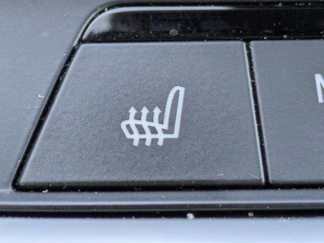 Used 2023 BMW X6 xDrive40i w/ M Sport Package image 25