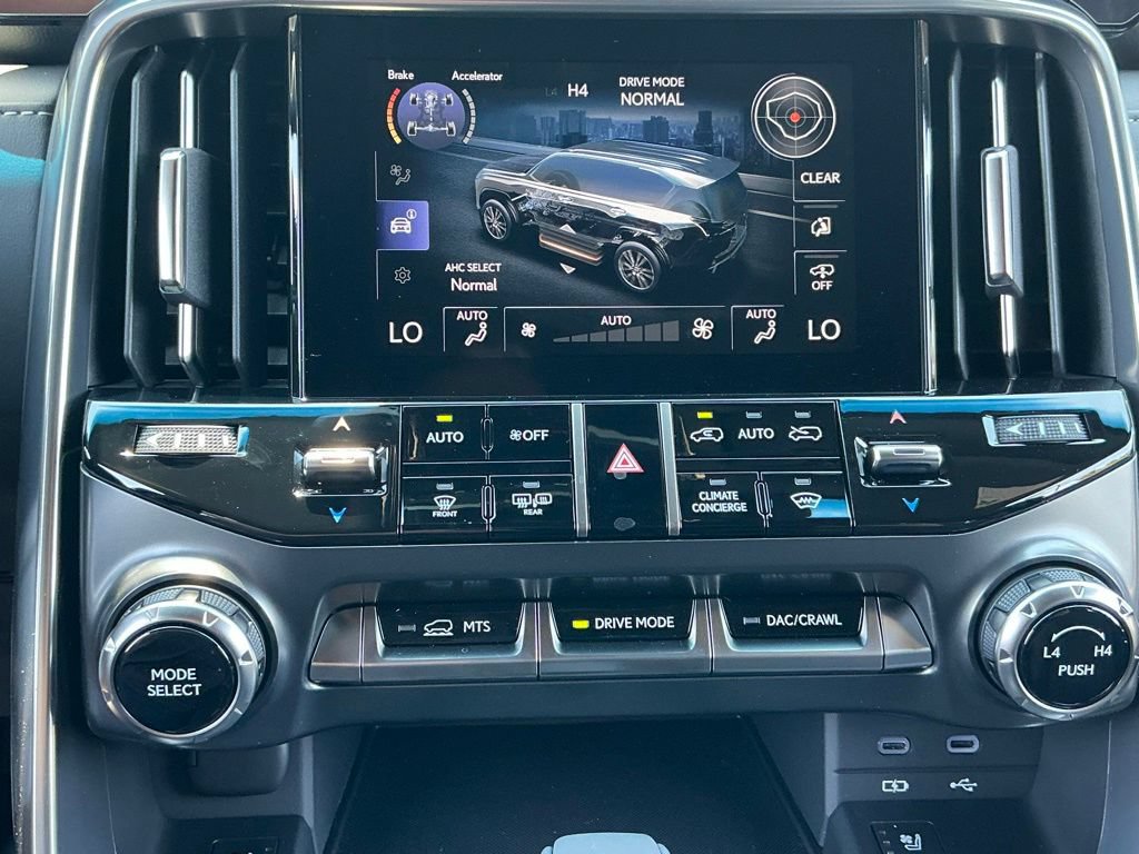 New 2026 Lexus LX 700h Luxury w/ Appearance Package AWD/4WD image 26