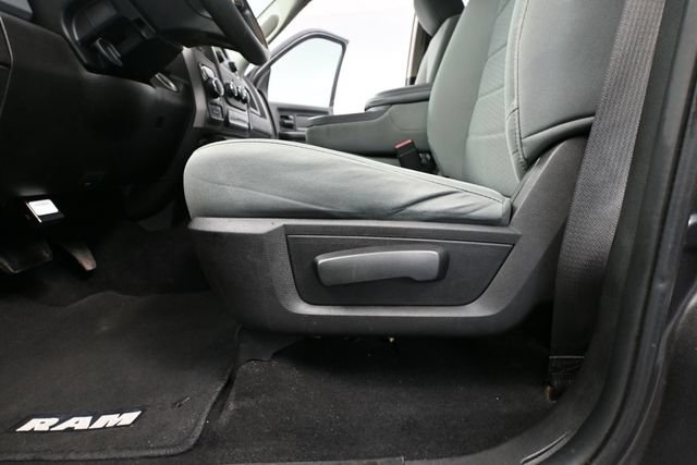 Used 2019 RAM 1500 ST w/ SXT Plus Group AWD/4WD image 16