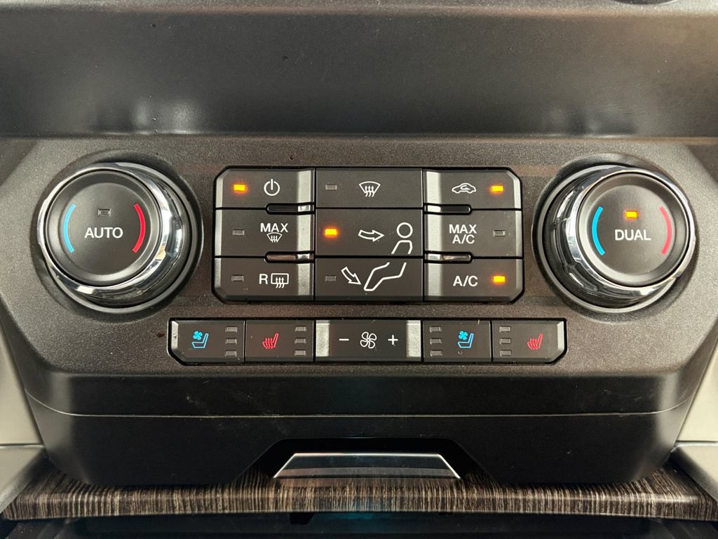 Used 2021 Ford F350 Lariat w/ Lariat Ultimate Package AWD/4WD image 25