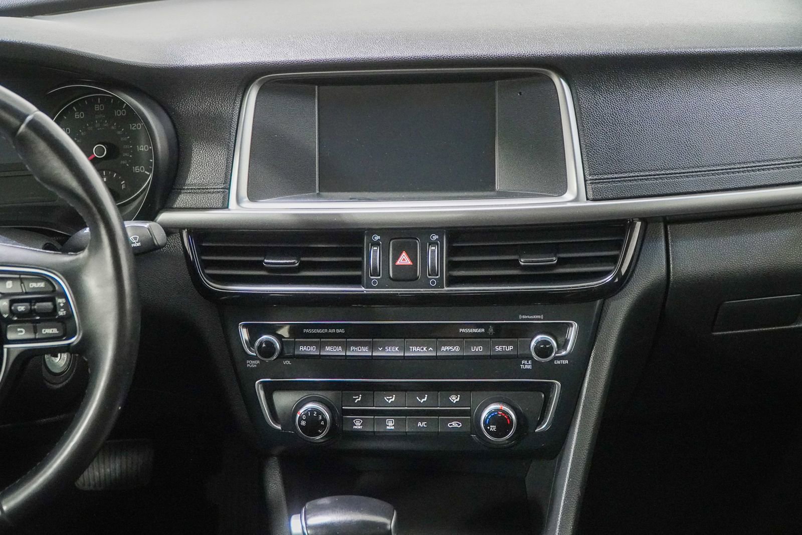 Used 2018 Kia Optima S FWD image 23