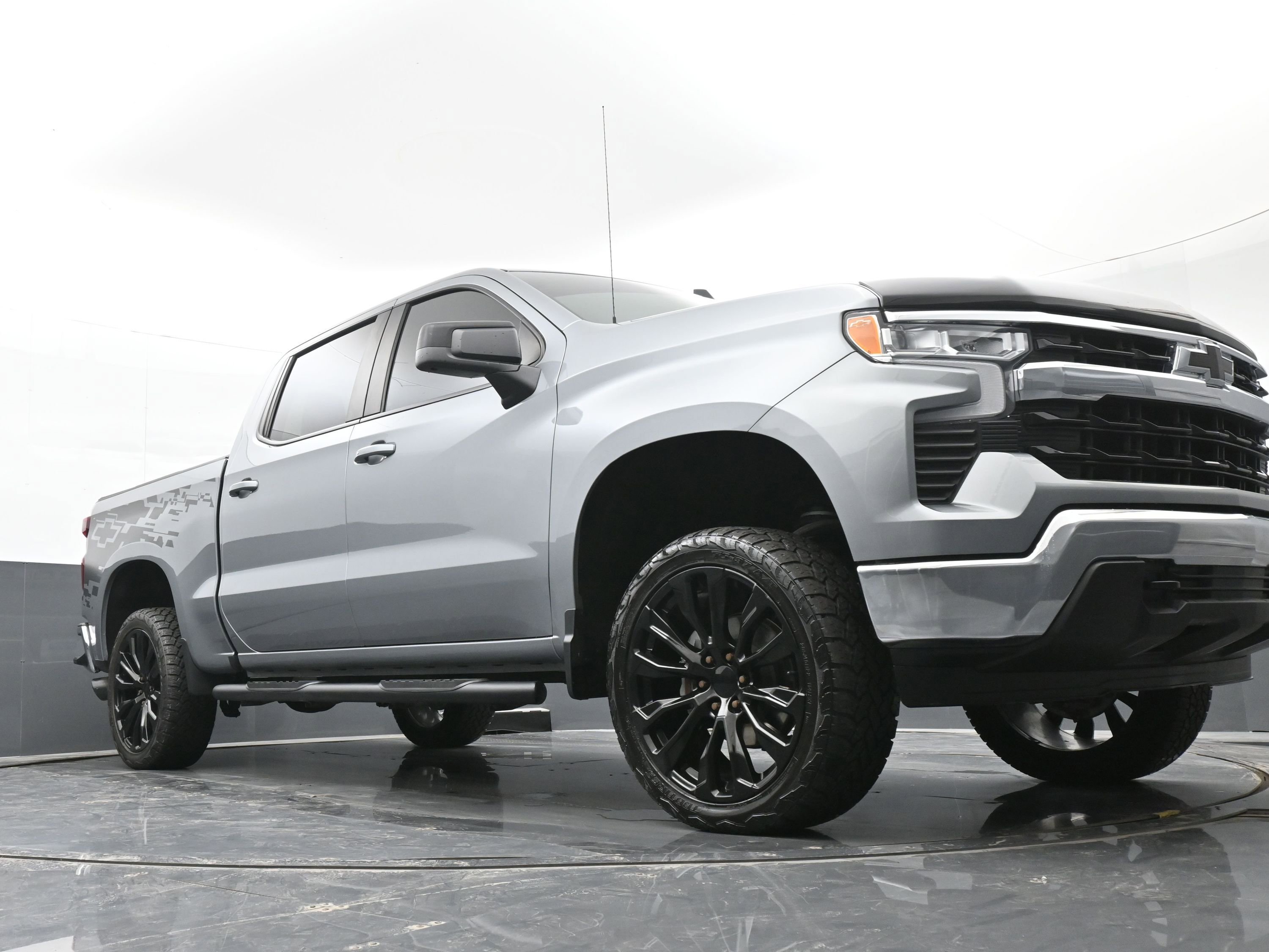 Used 2023 Chevrolet Silverado 1500 LT w/ Protection Package image 35