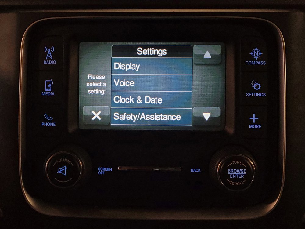 Used 2018 RAM 1500 Express AWD/4WD image 25