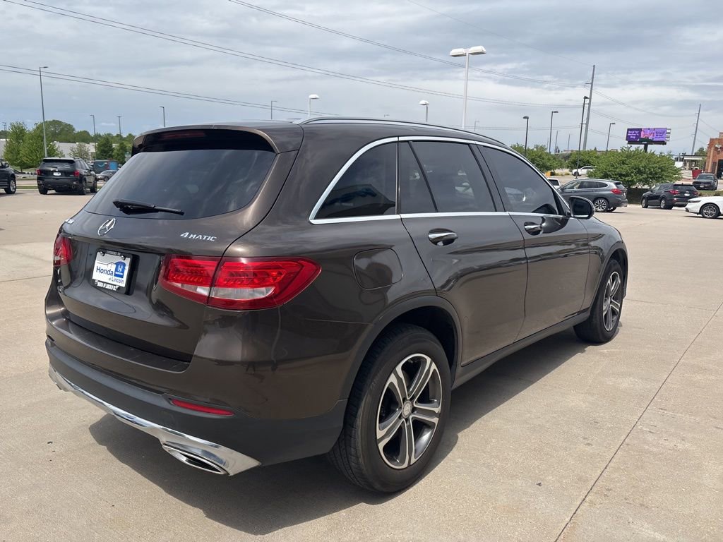 Used 2016 Mercedes-Benz GLC 300 4MATIC image 5