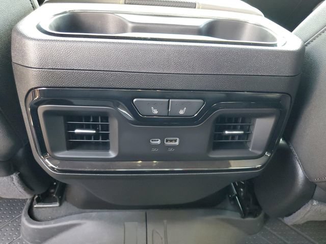 Used 2024 Chevrolet Silverado 2500 ZR2 w/ Technology Package AWD/4WD image 25