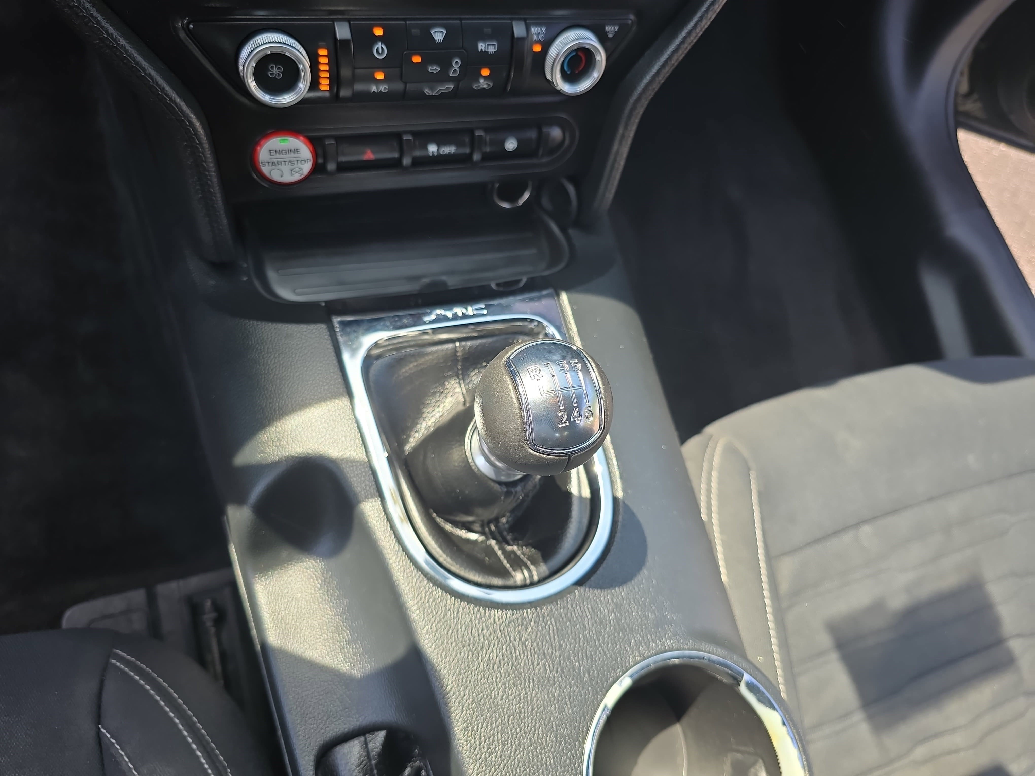 Used 2015 Ford Mustang GT RWD image 23