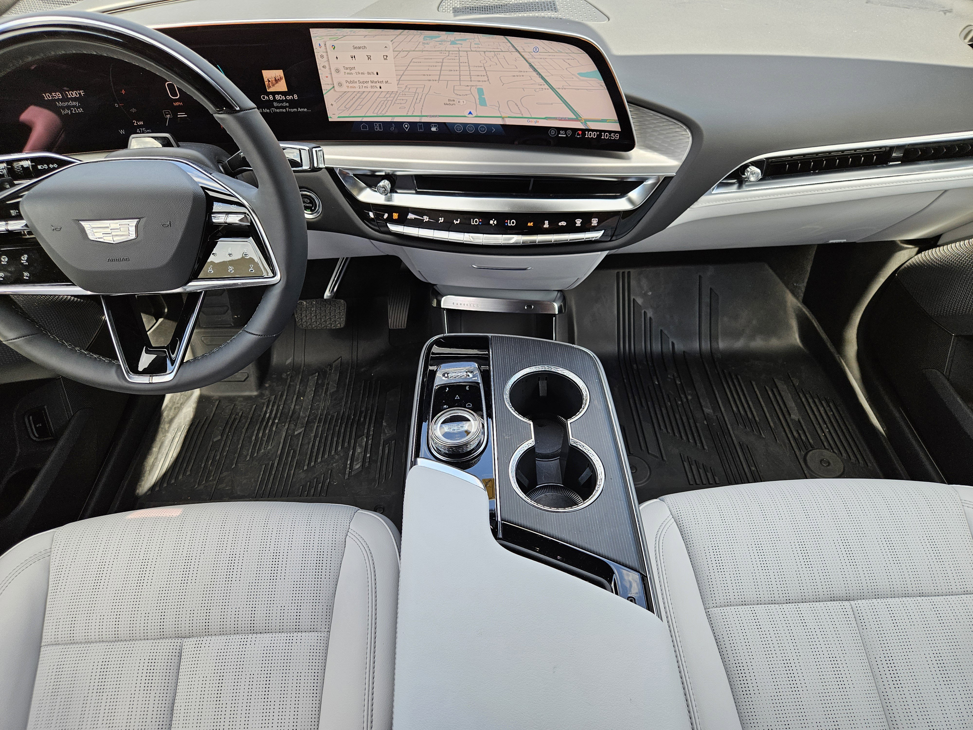 New 2025 Cadillac Lyriq Sport w/ LPO, Floor Liner Package RWD image 16