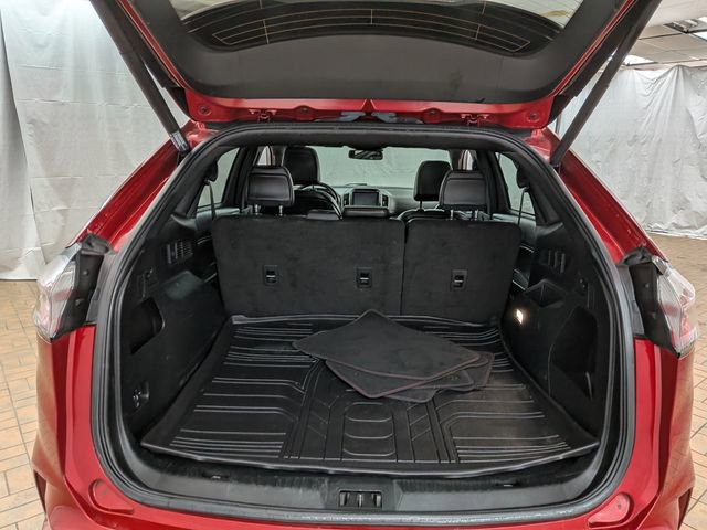 Certified 2022 Ford Edge ST-Line w/ Class II Trailer Tow Package AWD/4WD image 22