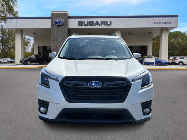 Used 2023 Subaru Forester Limited AWD/4WD image 9