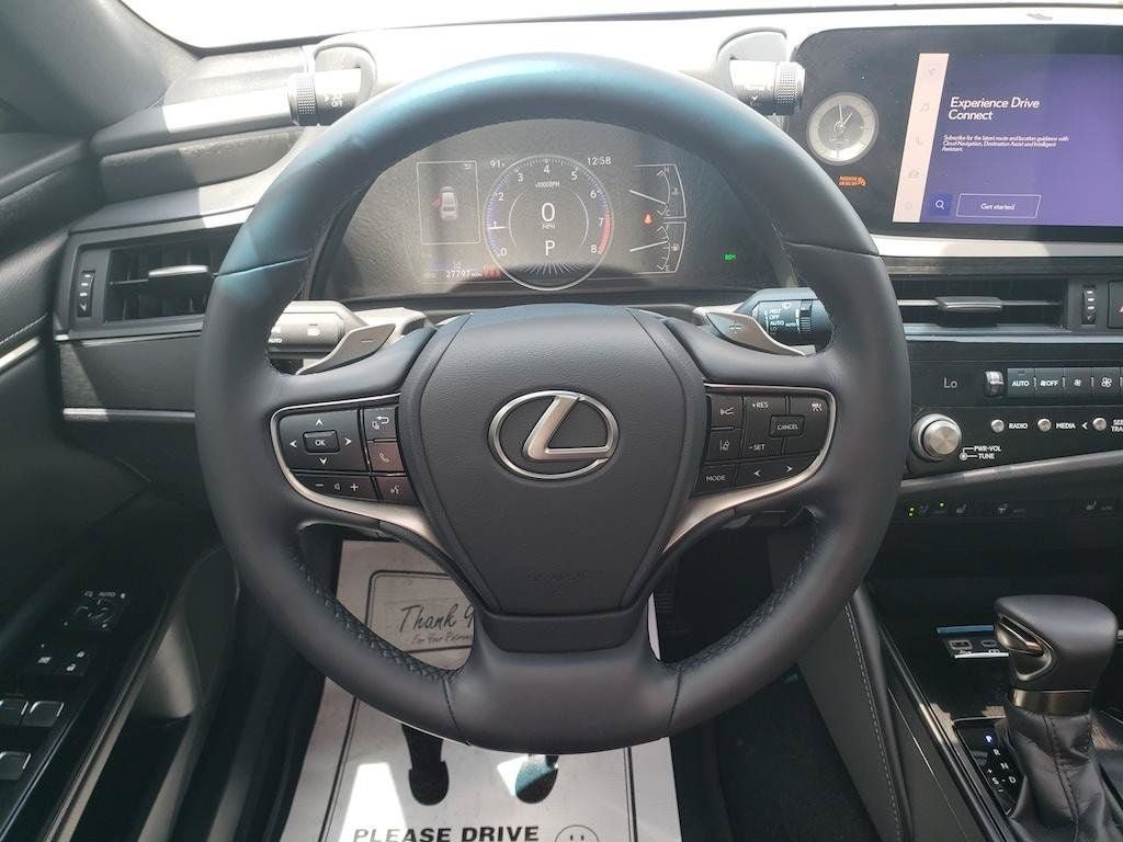 Used 2023 Lexus ES 350 w/ Premium Package FWD image 13