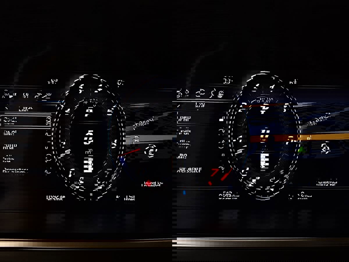 Used 2021 Jaguar F-TYPE Convertible image 17