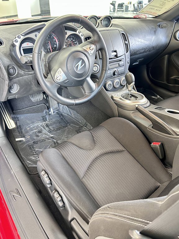 Used 2011 Nissan 370Z Touring w/ Aerodynamics Pkg RWD image 12