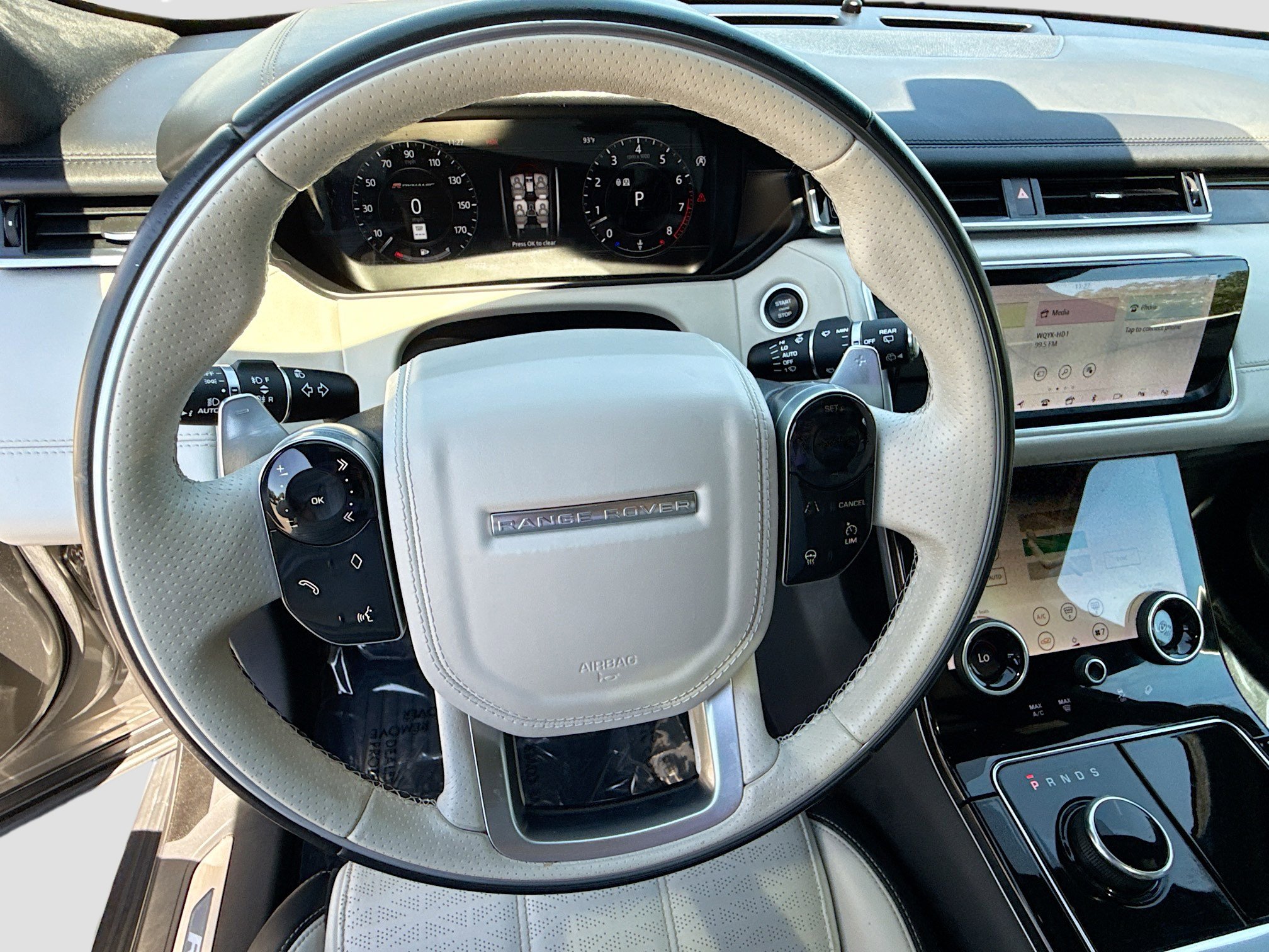 Used 2018 Land Rover Range Rover Velar AWD/4WD image 38