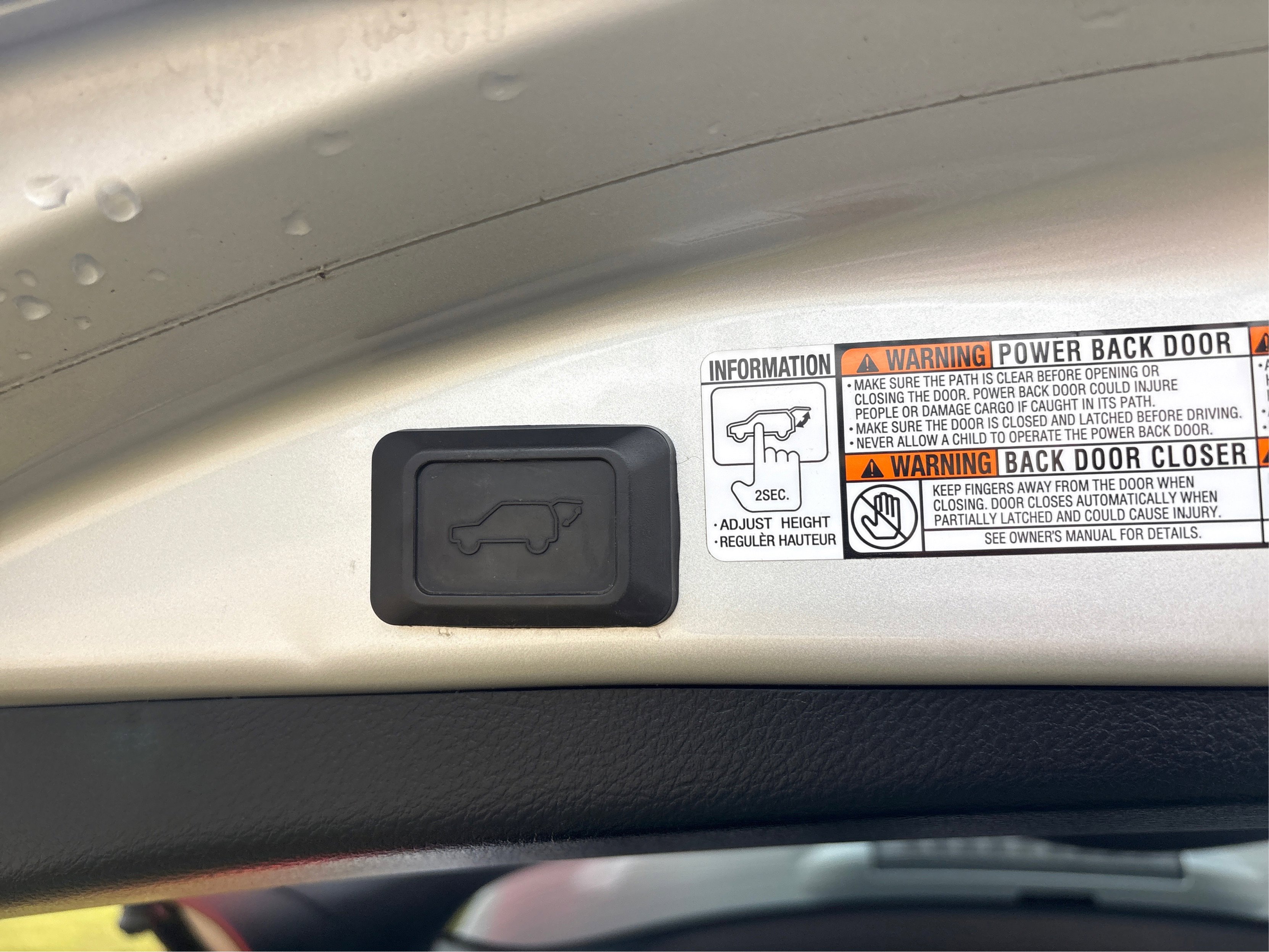 Used 2015 Toyota RAV4 Limited image 22