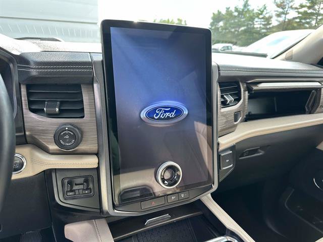 Used 2023 Ford Expedition Max Limited AWD/4WD image 44