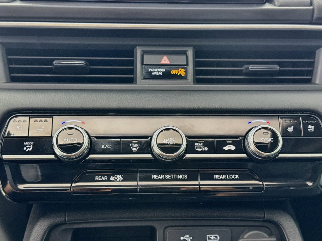 Certified 2025 Honda Pilot Elite image 21