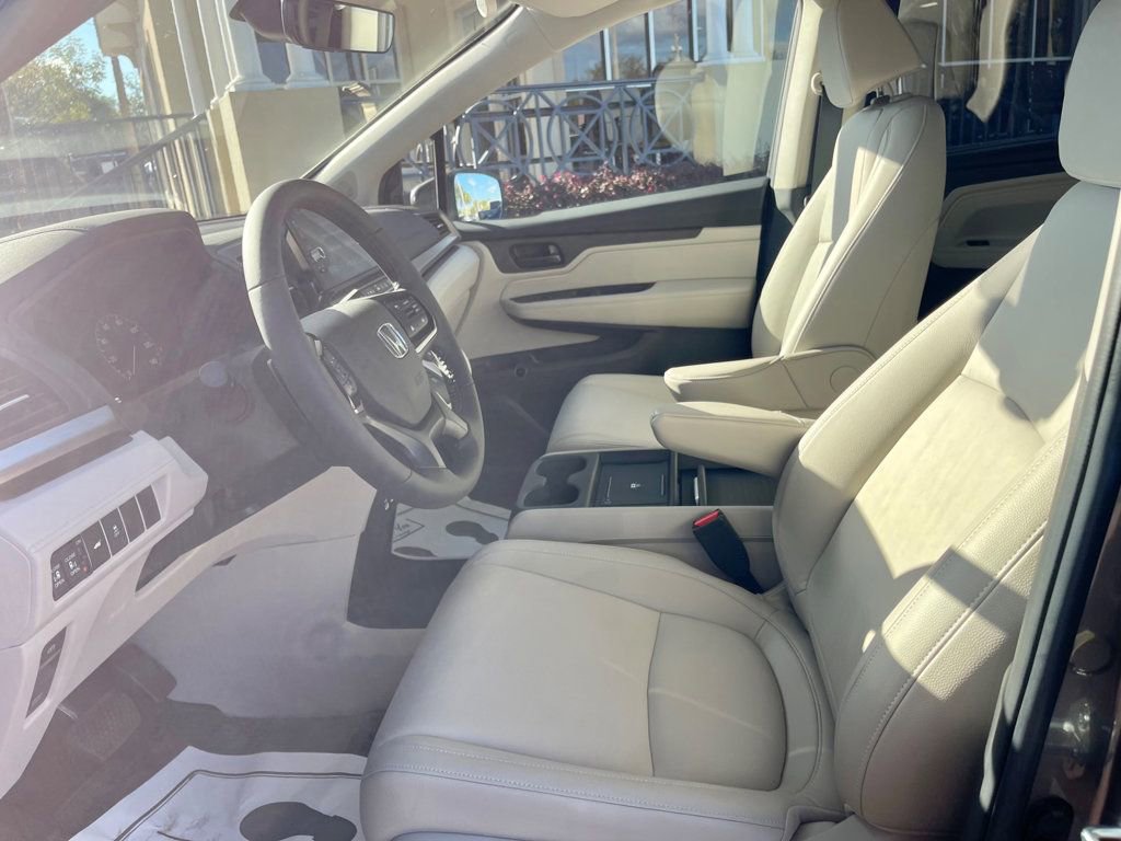 Used 2025 Honda Odyssey EX-L image 11