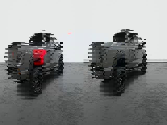 Used 2015 Ford F150 Lariat w/ Equipment Group 502A Luxury image 4