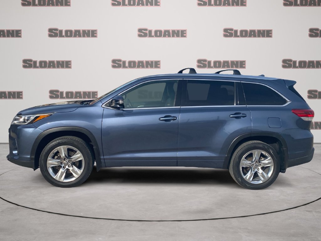 Used 2017 Toyota Highlander Limited AWD/4WD image 2