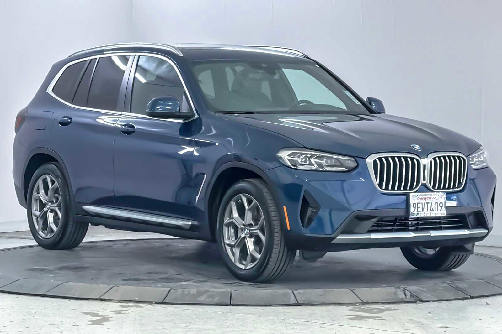 Used 2023 BMW X3 xDrive30i w/ Convenience Package w/ZPA image 9