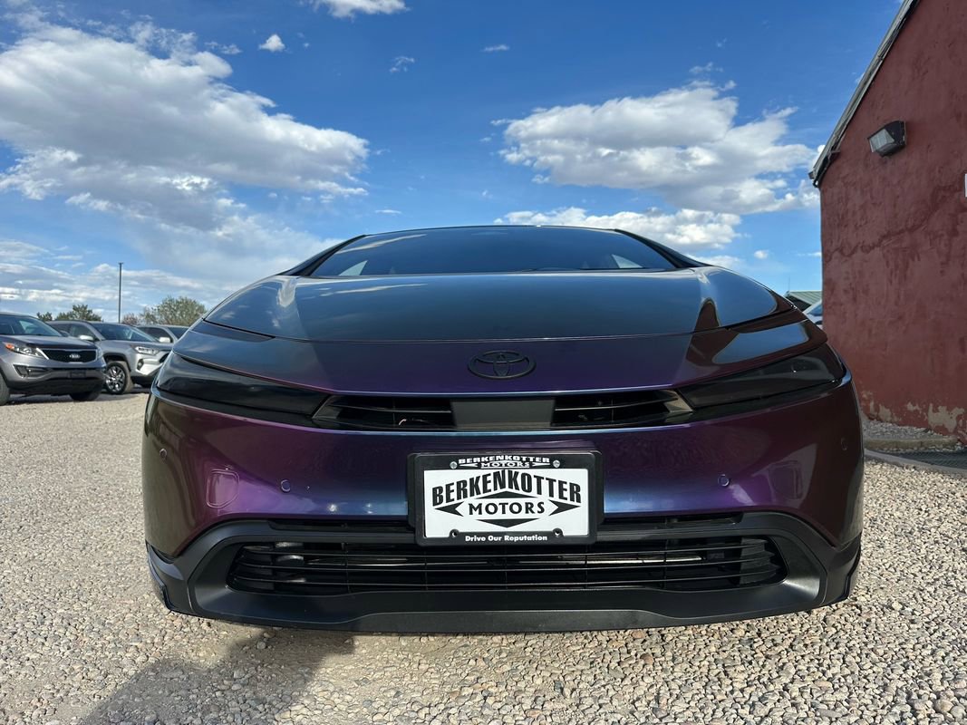 Used 2023 Toyota Prius LE image 5