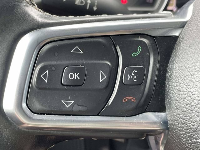 Used 2022 Jeep Wrangler Unlimited Sahara w/ Cold Weather Group AWD/4WD image 16